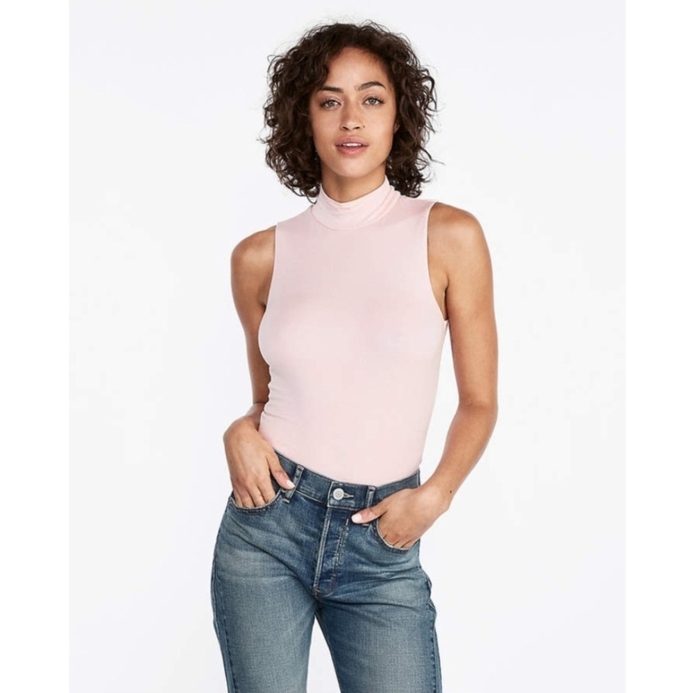 EXPRESS |  Cream Sleeveless Bodysuit | Medium